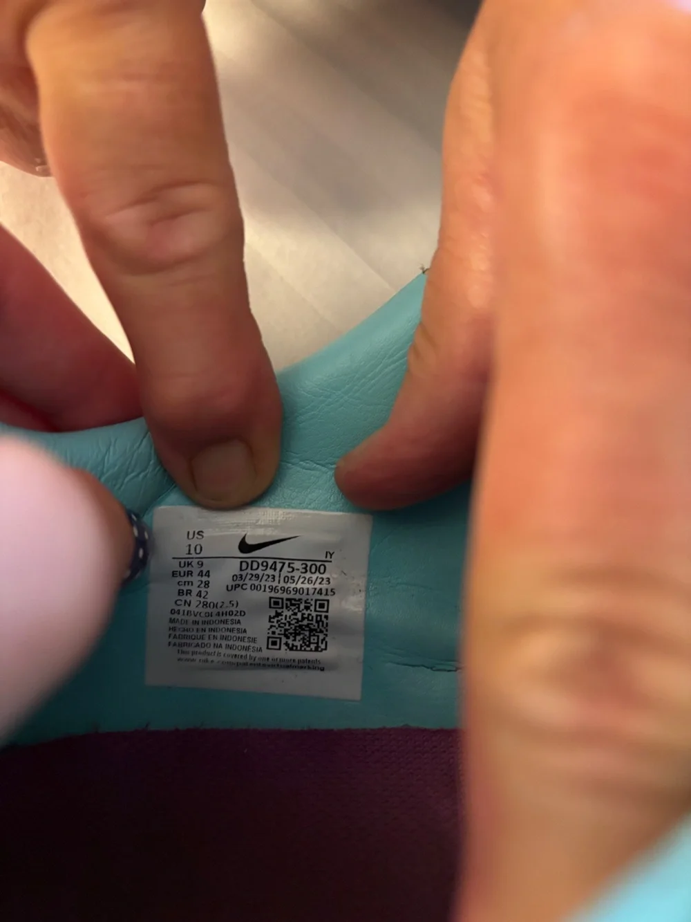Nike Phantom GX Futsal Shoe, Teal and White